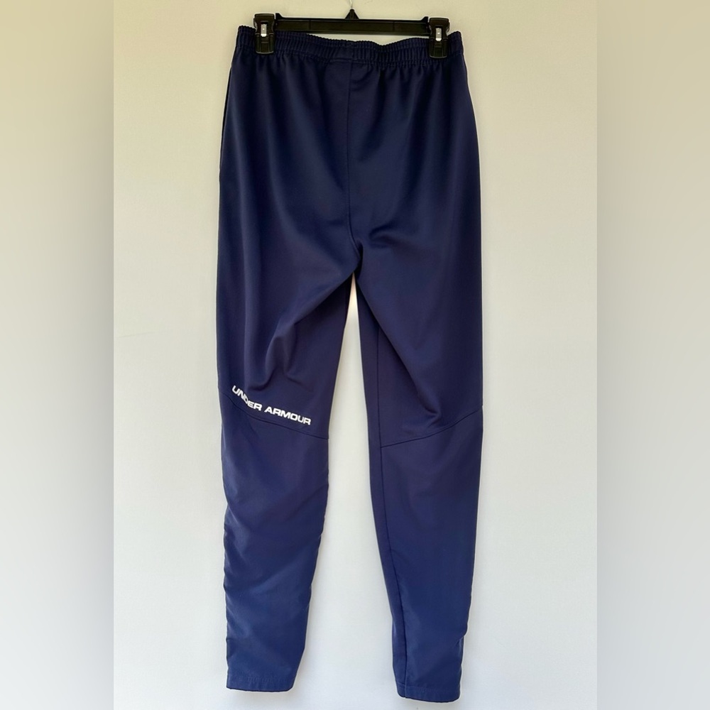 Under Armour Men’s Navy Bottoms‎